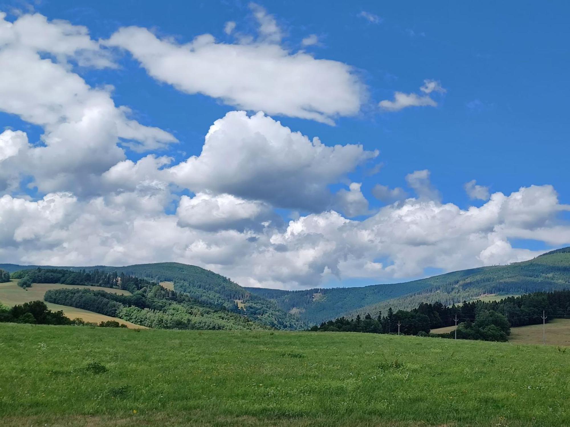 Holiday Home Holiday Hill E52 By Interhome Černý Dŭl Esterno foto